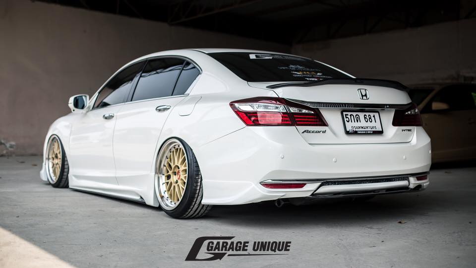 Garage Unique USA 2016-2017 Honda Accord Sedan Carbon Fiber Lip Front And Rear