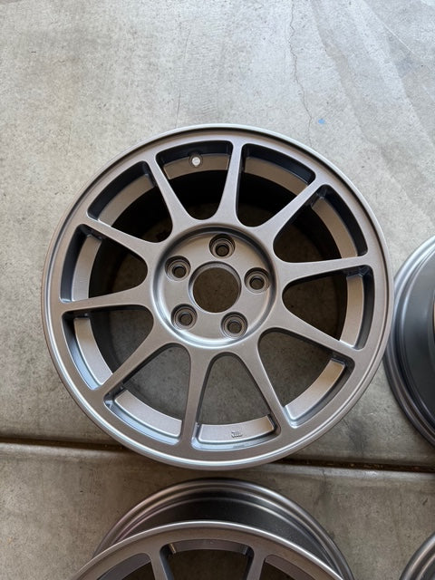 OEM Honda Integra 98 Type R DC2 gunmetal wheels 16x7 +50 5x114.3 Newly restored!