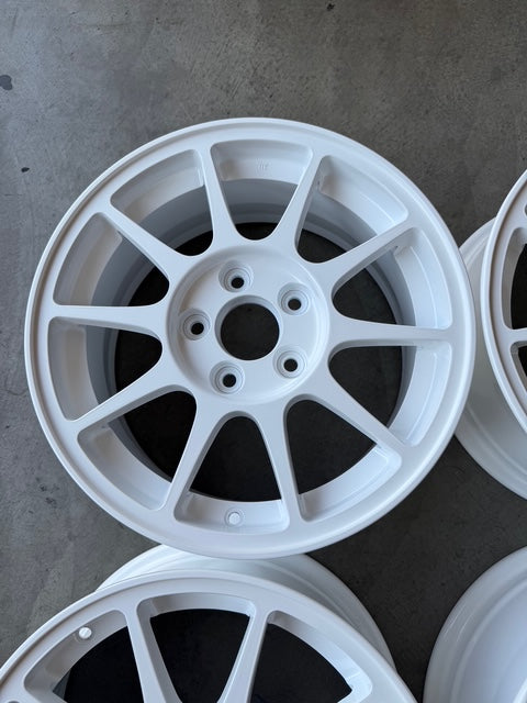Honda Oem Integra Type R DC2 white wheels restored! 16x7 +50 5x114.3