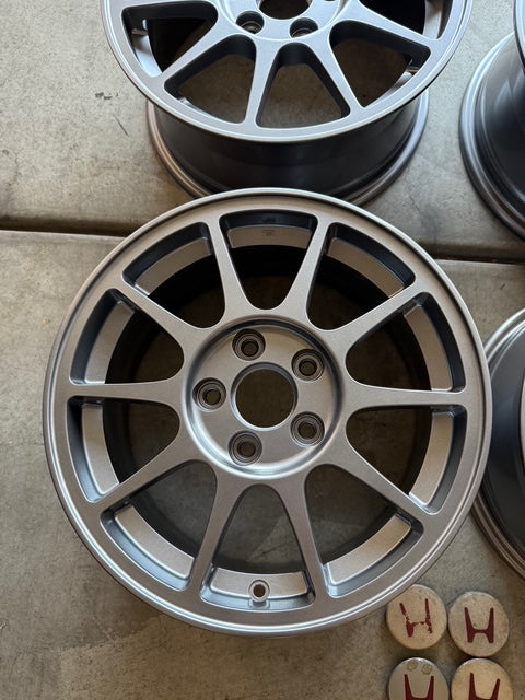 OEM Honda Integra 98 Type R DC2 gunmetal wheels 16x7 +50 5x114.3 Newly restored!